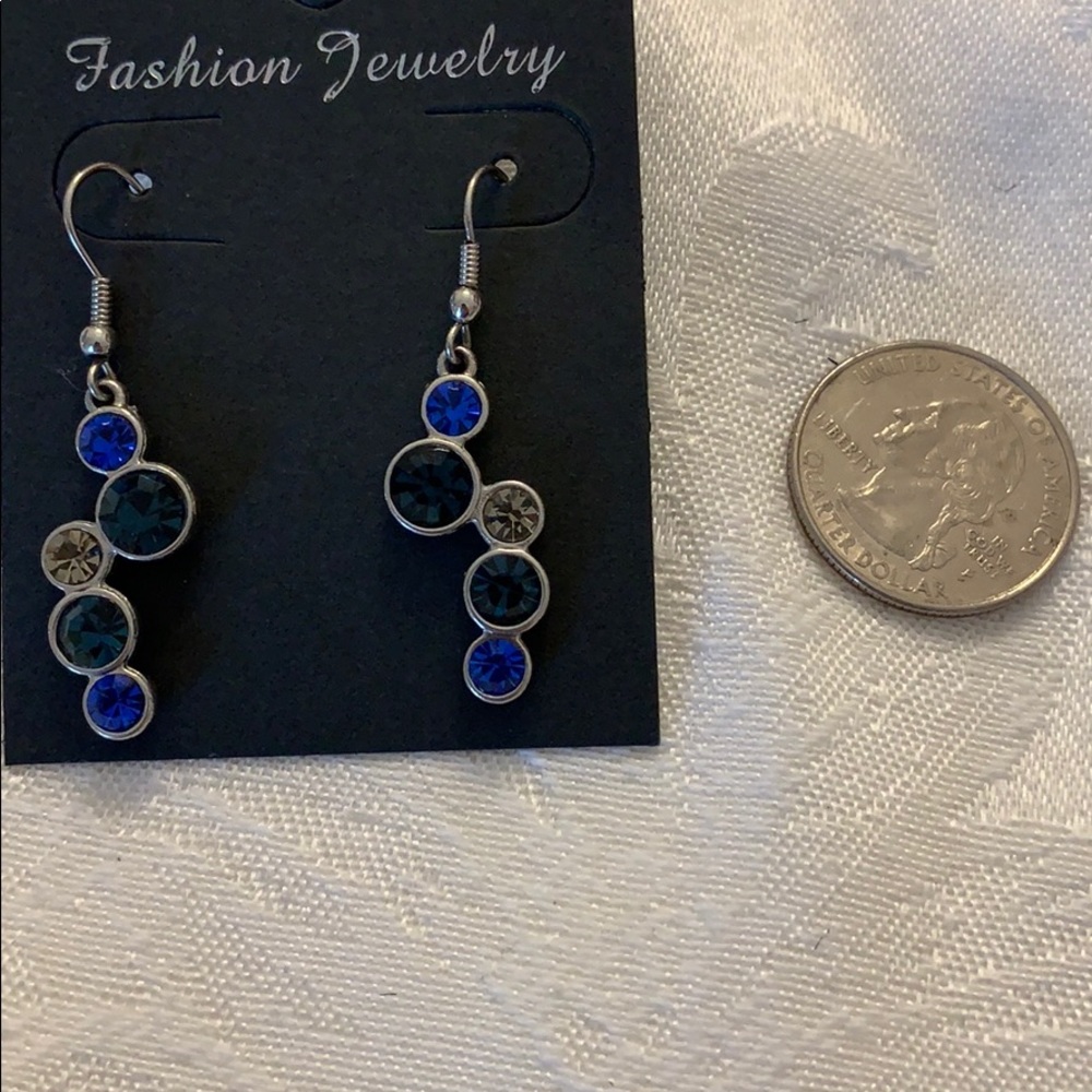 Fashion Earrings - Picture 2 of 2